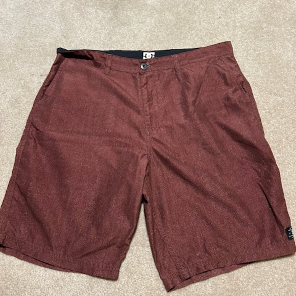 DC hybrid shorts